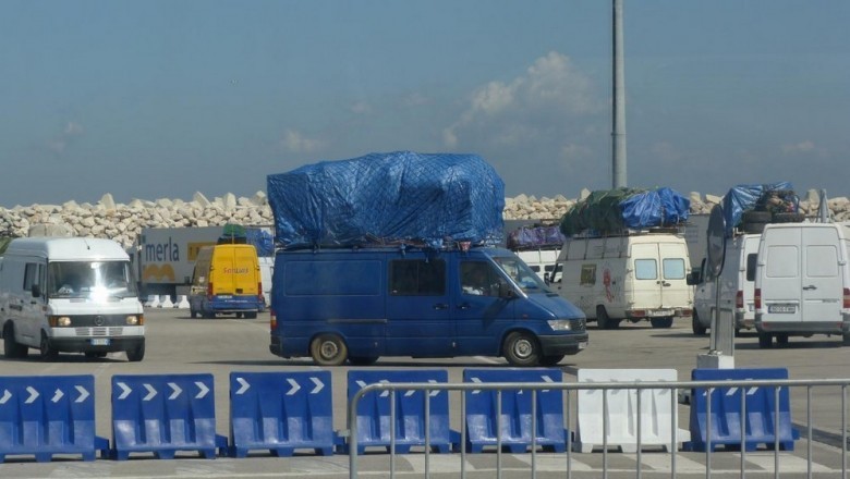 مهم جدا لناقلي البضائع بين المغرب واليونان قانون جديد من الجمارك الاسبانية