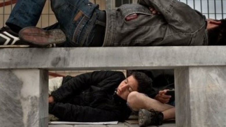 أطفال مغاربة يعيشون في شوارع باريس بين العنف والمخدرات