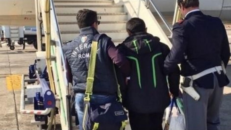 إيطاليا تطرد مغربيا بعدما أعلن عن استعداه للقيام بهجوم كيميائي في الفاتيكان