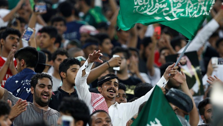 عاجل. السعودية أول منتخب عربي يتأهل لمونديال روسيا
