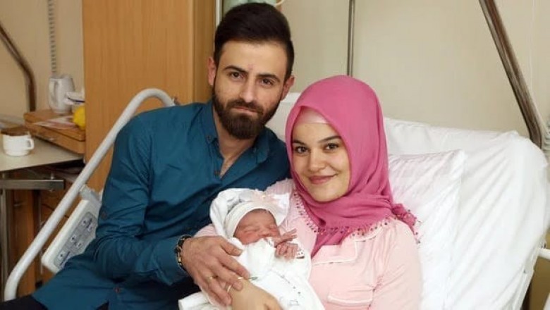  النمسا  أول طفلة تولد في فيينا 2018 من أسرة مسلمة تتعرض للكراهية  برسائل و تعليقات عنصرية