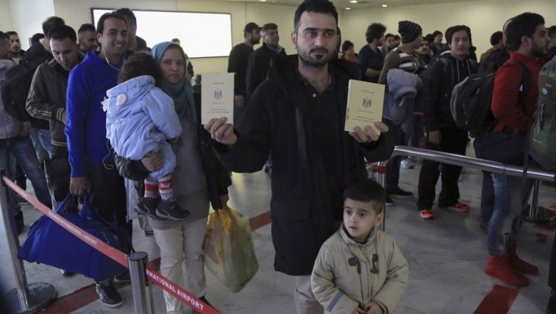 أزيد من 1500 مهاجر غير شرعي عادوا الى بلدانهم في شهر ديسمبر الماضي من اليونان ولا مغربي في الائحة