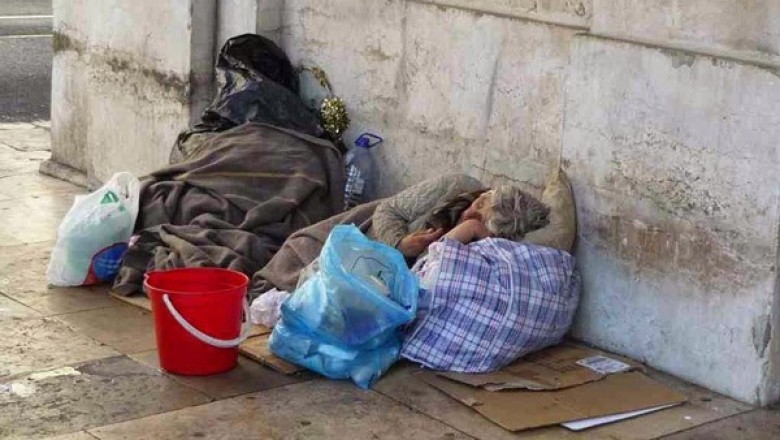 بلديات أتيكي: تعلن عن مناطق ساخنة بسبب سوء الاحوال الجوية خاصة  الفئات الاجتماعية الضعيفة