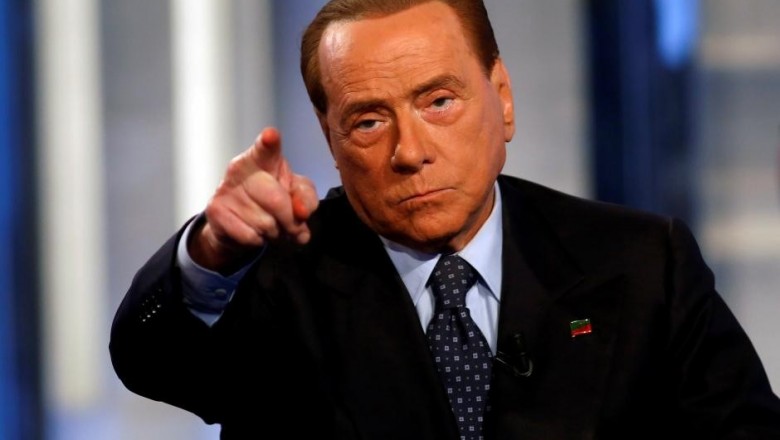 بيرلسكوني يتوعد بطرد 600 ألف مهاجر دخل إيطاليا بصفة غير انتظامية من بينهم مغاربة
