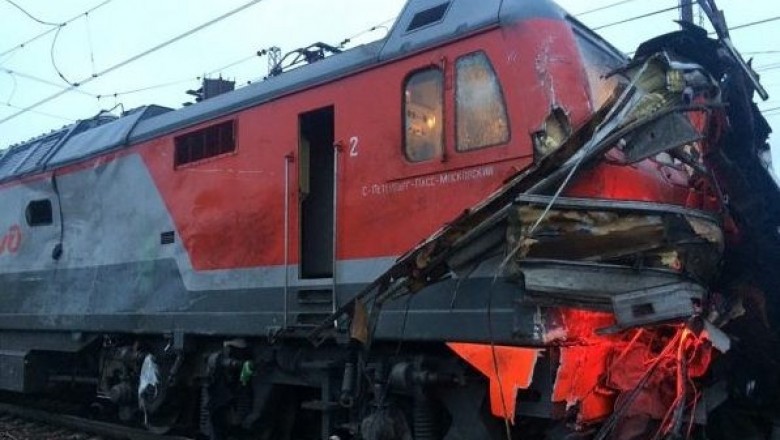  قبل المونديال.. سقوط قتلى وجرحى في حادث اصطدام قطار بروسيا