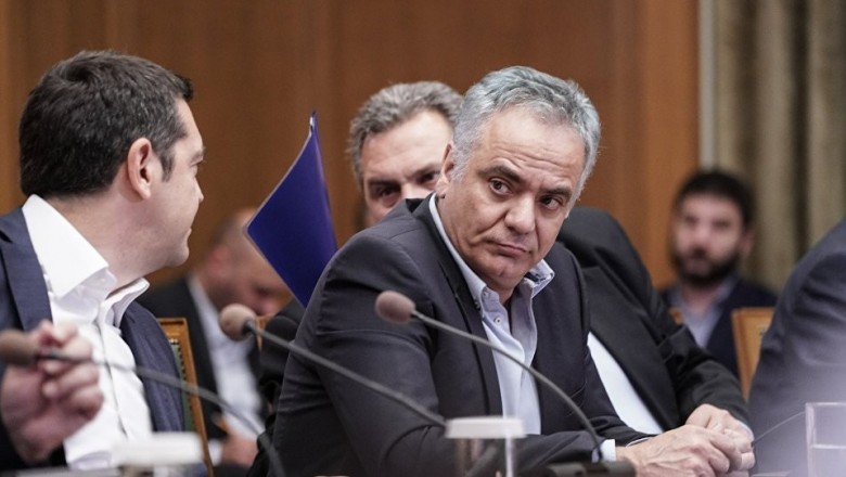  انتخاب بانوس سكورليتيس &Pi;ά&nu;&omicron;&upsilon; &Sigma;&kappa;&omicron;&upsilon;&rho;&lambda;έ&tau;&eta; أمينا عاما لحزب سيريزا يفتتح الطريق إلى تعديلات في الحكومة اليونانية