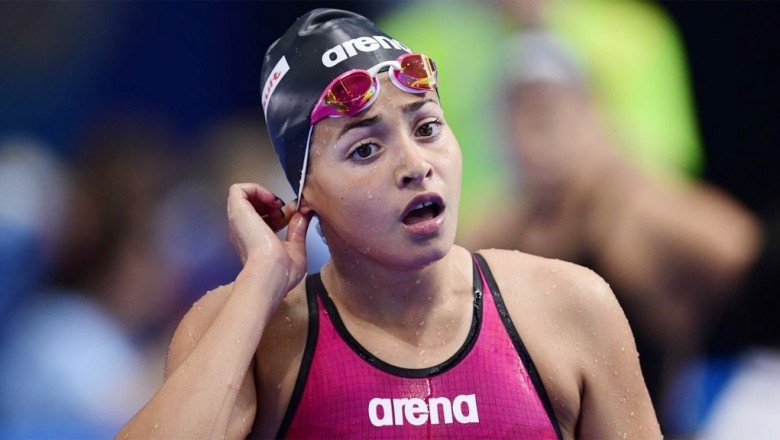 اليونان تعتقل السباحة السورية ساره مارديني بتهمة تهريب البشر والإنتماء لشبكة إجرامية  تضم 30 عضوا في منظمة غير حكومية تنشط في جزيرة ليسبوس