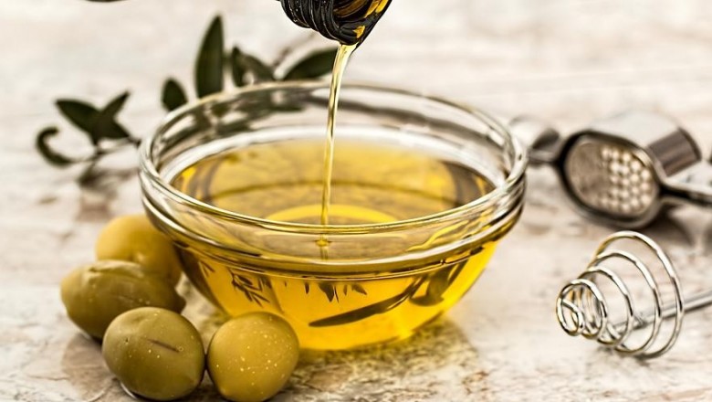 دراسة يونانية: زيت الزيتون خير من الفياغرا